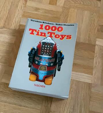 TASCHEN  boek 1000 TIn Toys beschikbaar voor biedingen