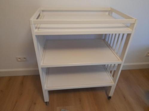 Verzorgingstafel GRATIS, Kinderen en Baby's, Badjes en Verzorging, Gebruikt, Aankleedkussen, Overige merken, Standaard, Ophalen