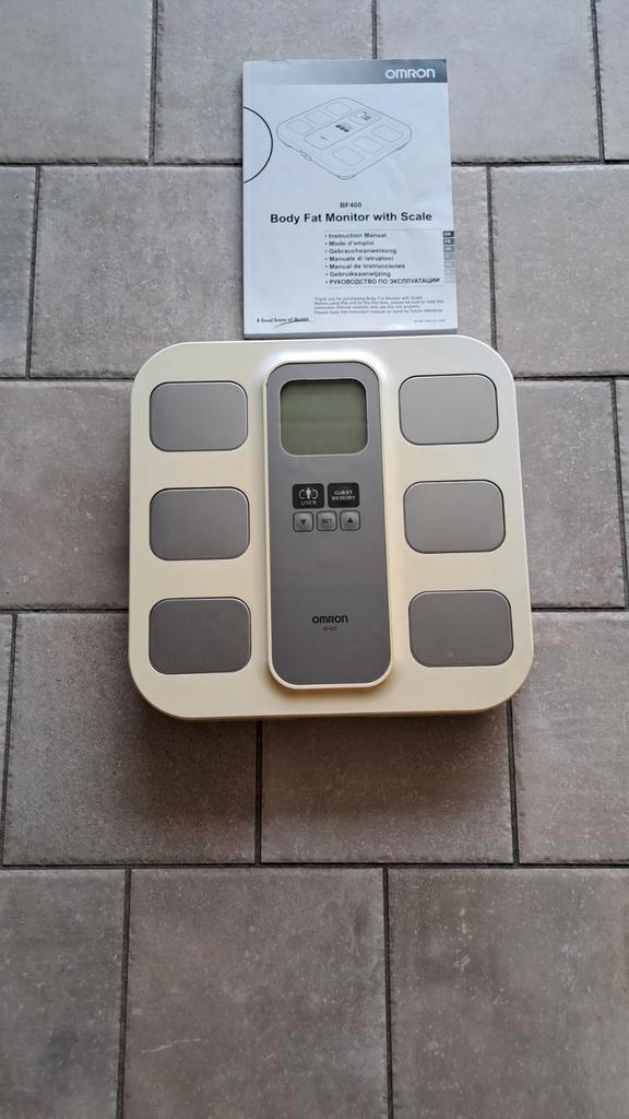 Personenweegschaal 'Omron' BF400, Elektronische apparatuur, Weegschalen, Zo goed als nieuw, Personenweegschaal, Ophalen