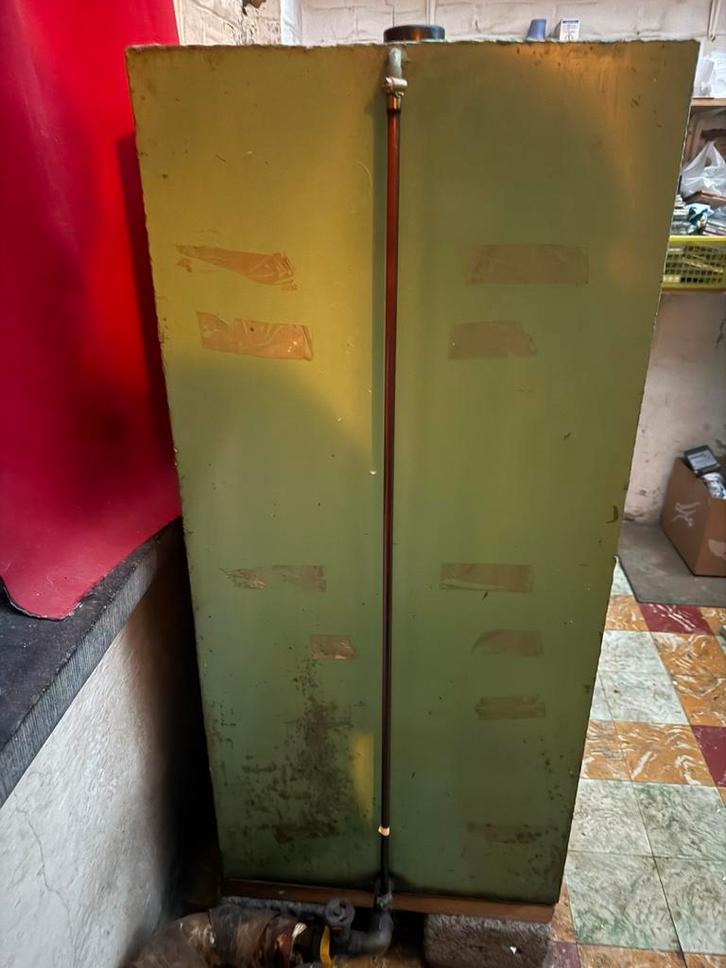 Gratis mazout tank, Doe-het-zelf en Bouw, Verwarming en Radiatoren, Gebruikt, Ophalen