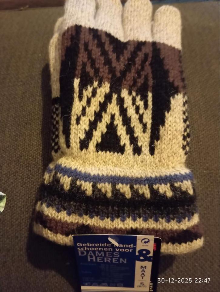 Winter handschoenen thinsulate NIEUW voor dames of heren, Vêtements | Femmes, Bonnets, Écharpes & Gants, Gants, Enlèvement