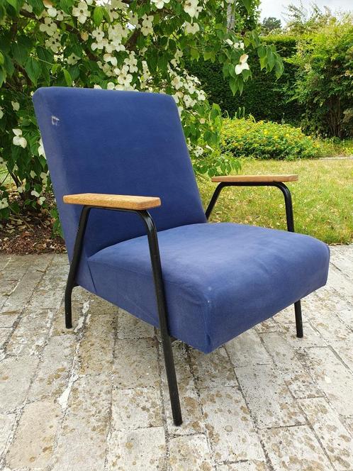 Fauteuil 'Rio' door Pierre Guariche voor Meurop, Huis en Inrichting, Fauteuils, Gebruikt, Metaal, Stof, 50 tot 75 cm, Ophalen