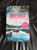 lucinda riley : storm, Boeken, Romans, Ophalen of Verzenden, Zo goed als nieuw, Lucinda Riley
