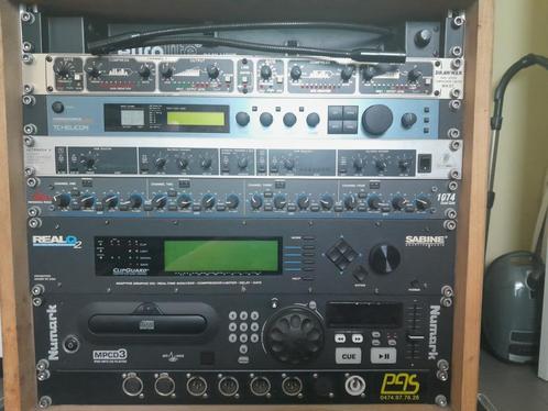 Effectapparatuur, Muziek en Instrumenten, Effecten, Zo goed als nieuw, Chorus, Delay of Echo, Reverb, Overige typen, Equalizer