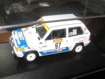 fiat panda rallywagen op 1/43 beschikbaar voor biedingen