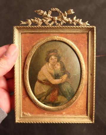 Antiek souvenir uit Het Louvre beschikbaar voor biedingen