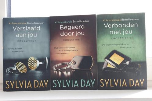 BOEKEN CROSSFIRE 1, 2 EN 3 / SYLVIA DAY, Boeken, Romans, Ophalen of Verzenden