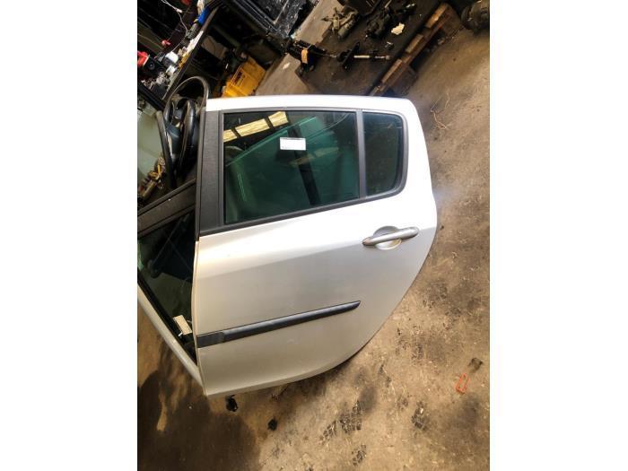 Portier 4Deurs links-achter van een Renault Clio (TED69), Auto-onderdelen, Carrosserie, Deur, Renault, Gebruikt, 3 maanden garantie