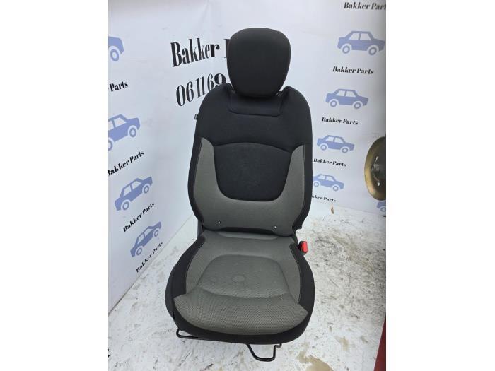 Stoel rechts van een Renault Captur, Auto-onderdelen, Interieur en Bekleding, Renault, Gebruikt, 3 maanden garantie