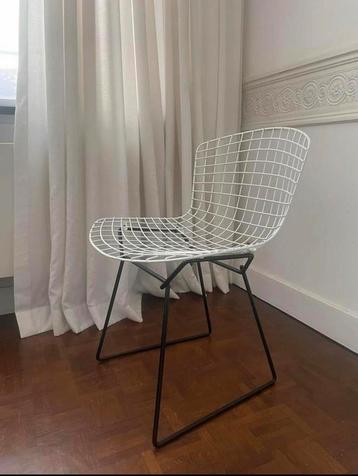 Knoll bertoia sidechair x vitra beschikbaar voor biedingen