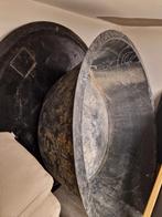 Ronde fonteinbak met deksel, Ophalen