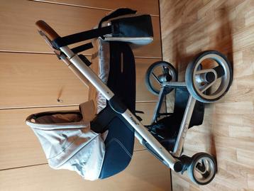 Mutsy Igo kinderwagen beschikbaar voor biedingen