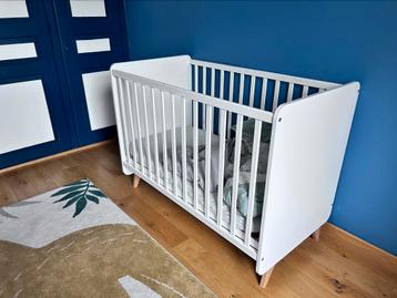 Lit enfant QUAX 3 positions + matelas, Kinderen en Baby's, Kinderkamer | Complete kinderkamers, Ophalen, Zo goed als nieuw