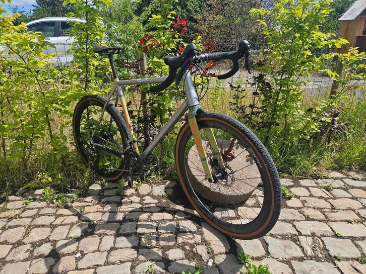 Gravel NINER RLT-staal, Fietsen en Brommers, Fietsen | Heren | Sportfietsen en Toerfietsen, Gebruikt, Overige merken, Meer dan 20 versnellingen