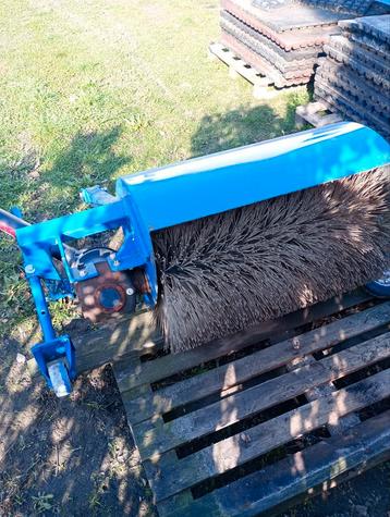 Borstel machine, Enlèvement ou Envoi, Comme neuf