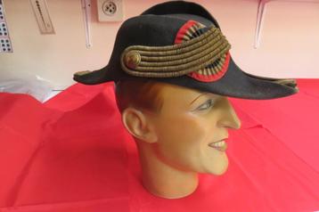 Grenadier-officier Bicorne beschikbaar voor biedingen