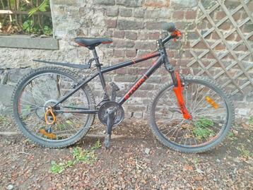 Btwin Rockrider 500 mountainbike (24 inch) - zeer goede staa beschikbaar voor biedingen