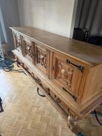 Degelijke eiken dressoir, Ophalen