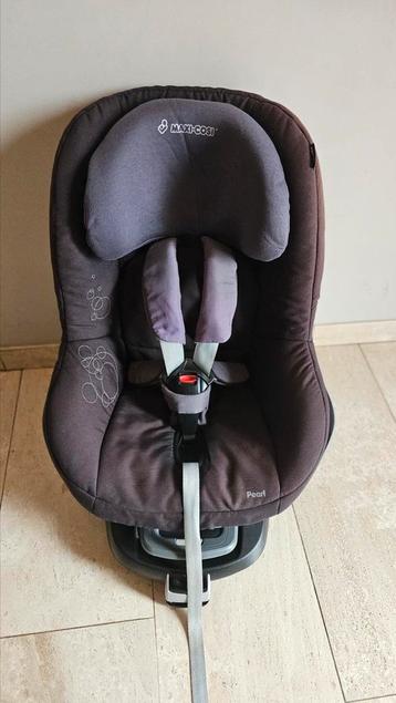 Maxi-Cosi Pearl + Familyfix

 beschikbaar voor biedingen