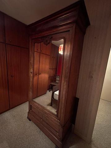 Lingère beschikbaar voor biedingen