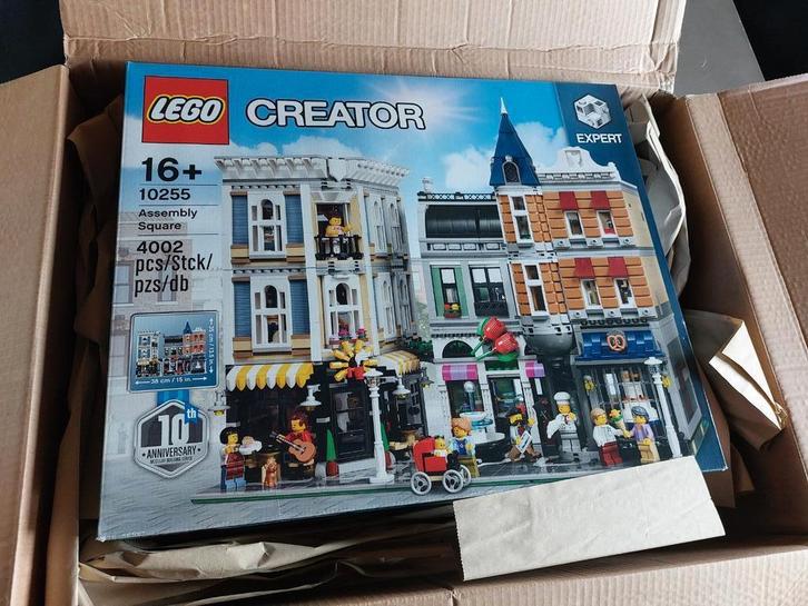 Lego gebouwenset 10255 in gesealde doos, Kinderen en Baby's, Speelgoed | Duplo en Lego, Nieuw, Lego, Complete set, Ophalen of Verzenden