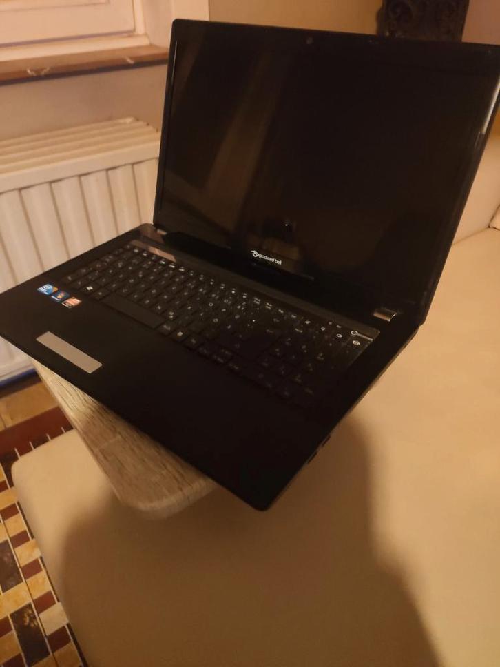 Packard bell 19", Computers en Software, Windows Laptops, Ophalen of Verzenden