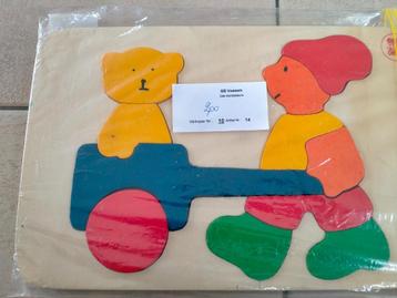 Houten puzzel beschikbaar voor biedingen