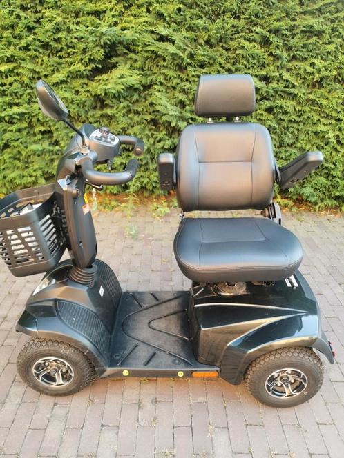 Scootmobiel strider ST4D bijna nieuw levering mogelijk, Diversen, Rolstoelen, Zo goed als nieuw, Ophalen of Verzenden