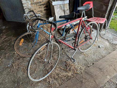 2 Vieux Vélos homme Peugeot à réparer - vendus ensemble, Vélos & Vélomoteurs, Vélos | Hommes | Vélos pour homme, Utilisé, Autres marques
