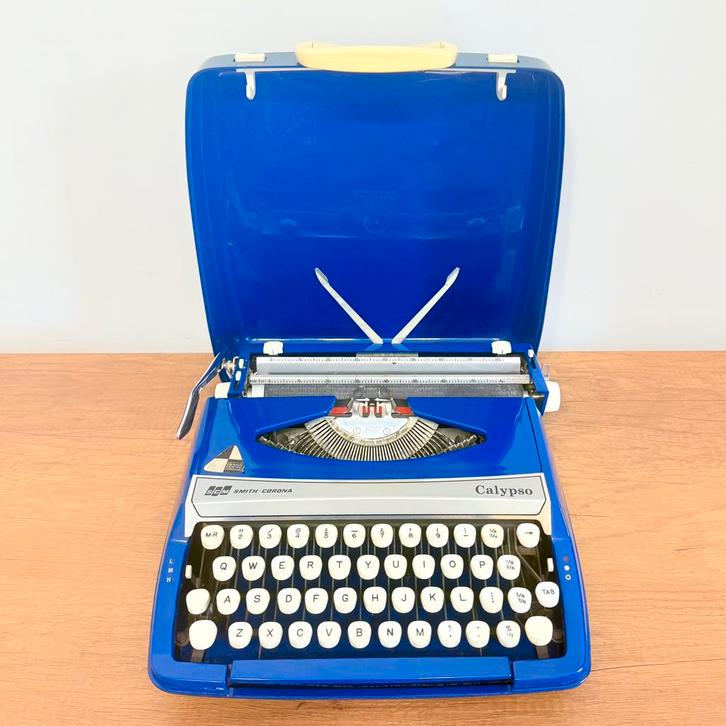 TYPEMACHINE SMITH CORONA CALYPSO VINTAGE ELEKTRISCH BLAUW, Diversen, Typemachines, Zo goed als nieuw, Verzenden