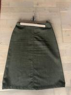 Kakigroene pencil skirt knierok fijne stof, Overige kleuren, Ophalen of Verzenden, Zo goed als nieuw, Knielengte
