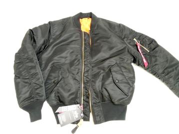Bombers Alpha Industries MA-1 beschikbaar voor biedingen