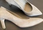 Vic pumps maat 37, Kleding | Dames, Trouwkleding en Trouwaccessoires, Vic, Verzenden, Schoenen, Zo goed als nieuw