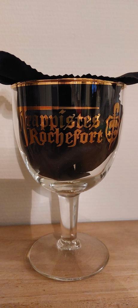 Trappistes Rochfort met achterdruk ., Verzamelen, Biermerken, Zo goed als nieuw, Glas of Glazen, Overige merken, Ophalen of Verzenden