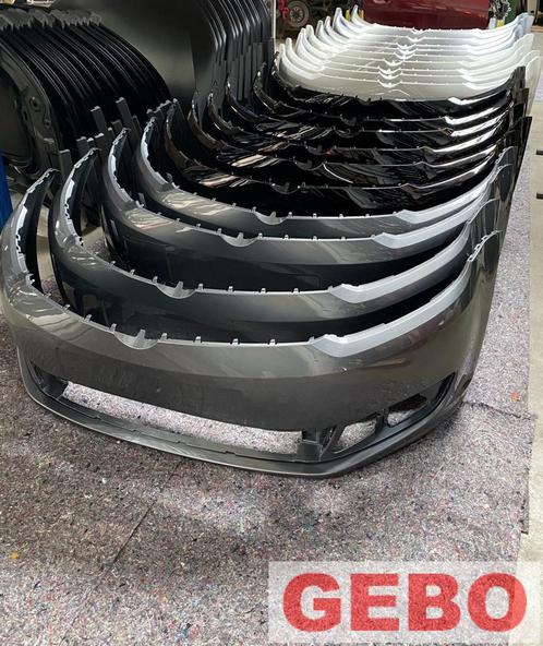 Volkswagen caddy 2010/2015 voorbumpers nieuw in kleur LB9A L, Auto-onderdelen, Carrosserie, Bumper, Volkswagen, Voor, Nieuw, Ophalen of Verzenden