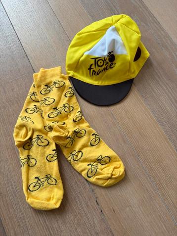 Setje Tour de France wirlerpet + sokken beschikbaar voor biedingen