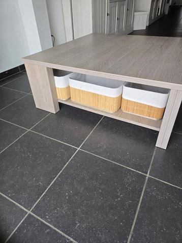 Salontafel Met Mandjes beschikbaar voor biedingen