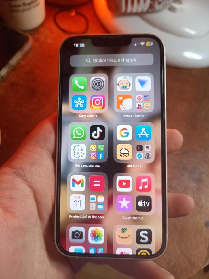 iPhone 13 avec boîte et deux coques, Telecommunicatie, Mobiele telefoons | Apple iPhone, iPhone 13, Ophalen of Verzenden