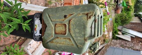 Jerrycan, goede staat, een beetje oppervlakteroest, Auto diversen, Overige Auto diversen, Ophalen
