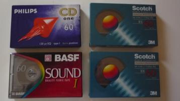 A vendre 4 cassettes audio, neuves, emballées  6 euro