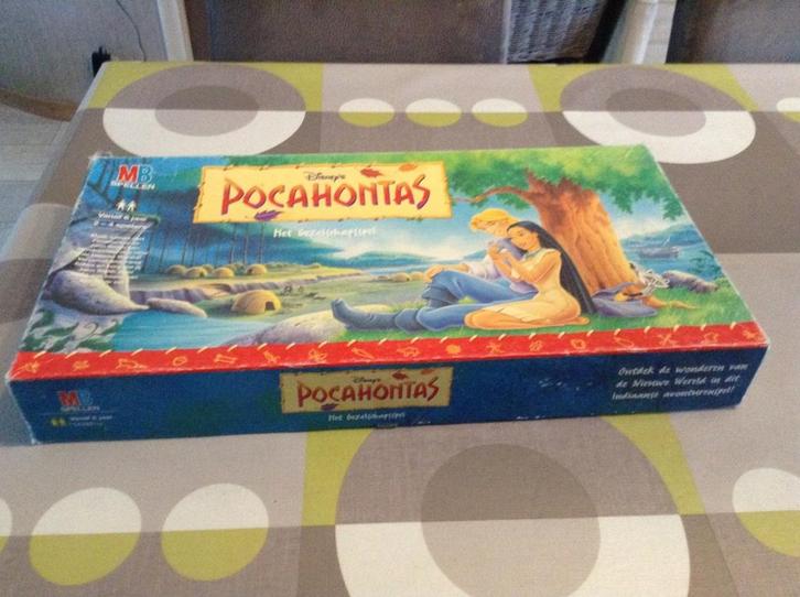 Disney Pocahontas gezelschapspel (MB), Hobby en Vrije tijd, Gezelschapsspellen | Bordspellen, Gebruikt, Een of twee spelers, Drie of vier spelers