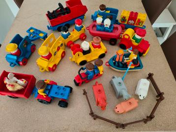 Duplo figuren met auto, tractor, boot, motor of truck  beschikbaar voor biedingen