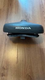 Honda Camino grijze paddestoelzadel in zeer goede staat, Fietsen en Brommers, Brommers | Honda, Ophalen, Gebruikt, Info@honda.be