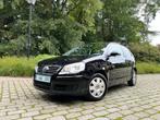 Volkswagen polo 1.2 benzine euro 4, Auto's, Voorwielaandrijving, Zwart, Adaptieve lichten, 1119 cc