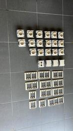 PR20 Niko schakelmateriaal, Doe-het-zelf en Bouw, Ophalen of Verzenden, Gebruikt, Stopcontact