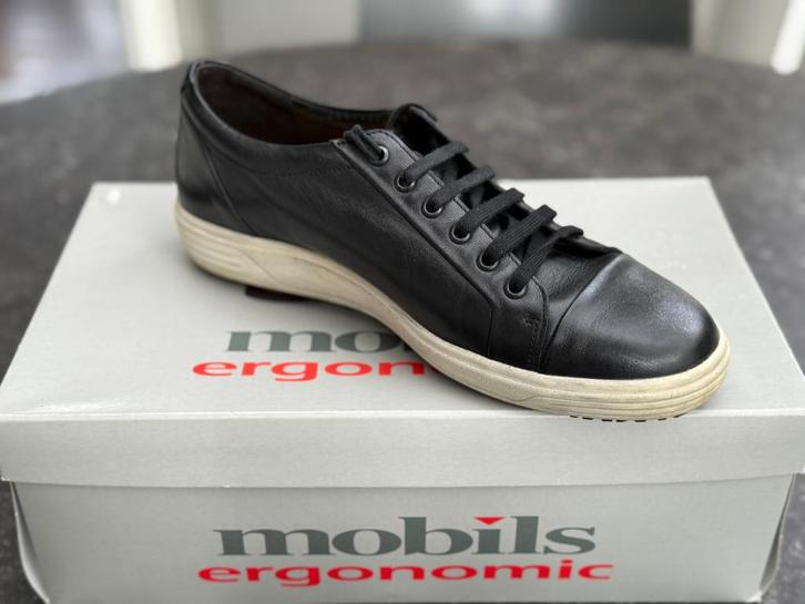 Sneaker "MOBILS": Zwart - maat 41,5, Kleding | Heren, Schoenen, Zo goed als nieuw, Sneakers, Zwart, Ophalen