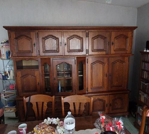 Donne 3 meuble en chêne (table, commode et meuble de salle à, Antiek en Kunst, Antiek | Meubels | Kasten, Ophalen