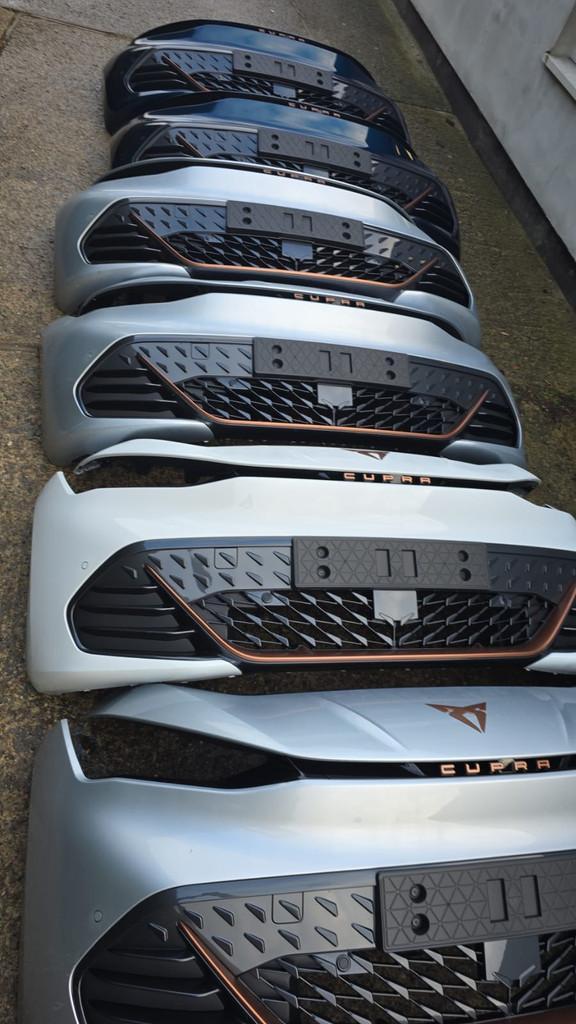 Cupra Born 10E Voorbumper 10E807221D origineel bumper, Auto-onderdelen, Carrosserie, Bumper, Seat, Voor, Gebruikt