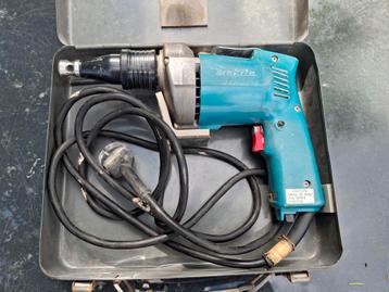 Makita snelbouwschroefmachine beschikbaar voor biedingen