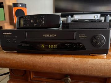  Panasonic NV-300 beschikbaar voor biedingen